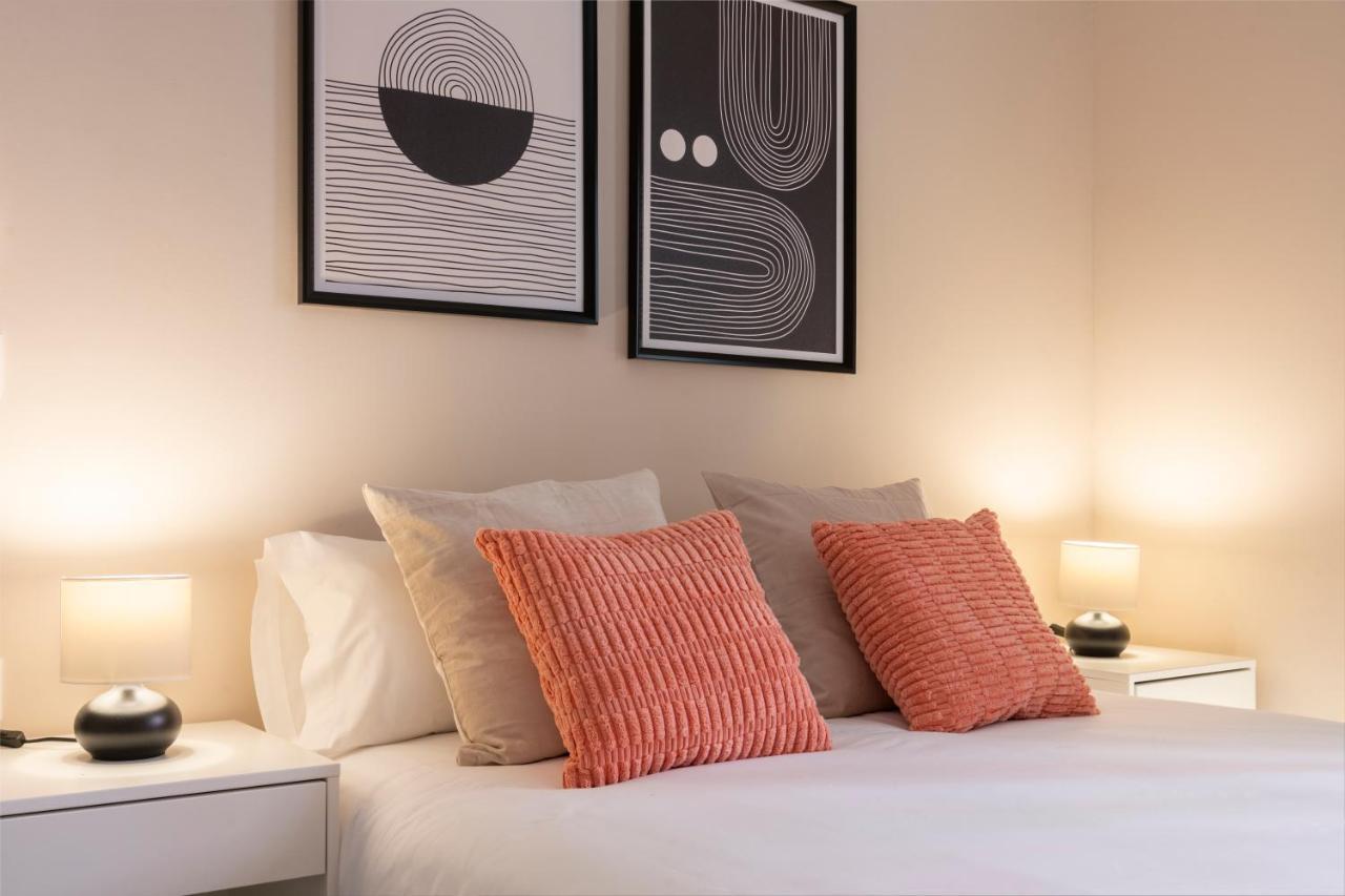 Rivero Suite Apartments Севилья Экстерьер фото